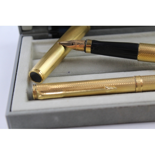 485 - Vintage Parker Premier Gold Plated Fountain Pen w/ 18ct Nib, Ballpoint Etc