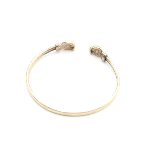 6 - 9ct gold cubic zirconia cuff bangle (5.7g)