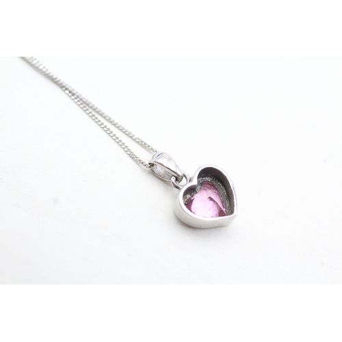 73 - 9ct gold heart cut enhanced pink topaz set pendant necklace (2.5g)