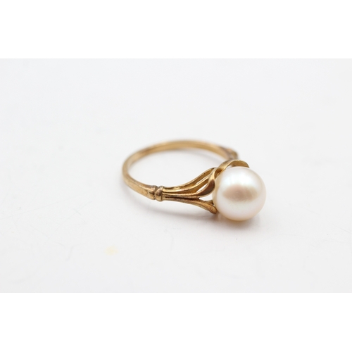 89 - 9ct gold cultured pearl single stone ring (2.4g) Size M 1/2