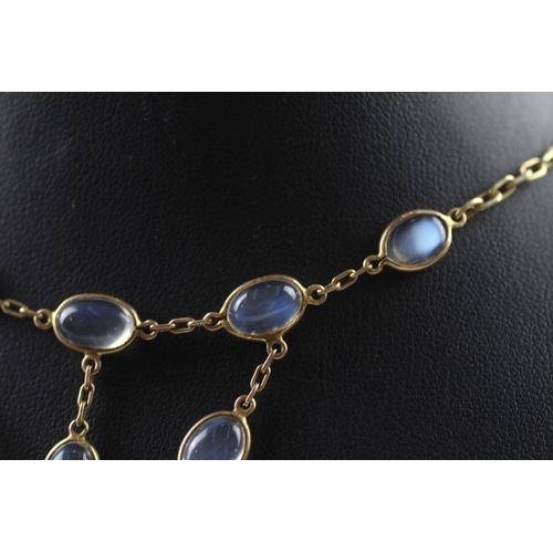 160 - 9ct gold moonstone necklace with replacement clasp (10.4g)