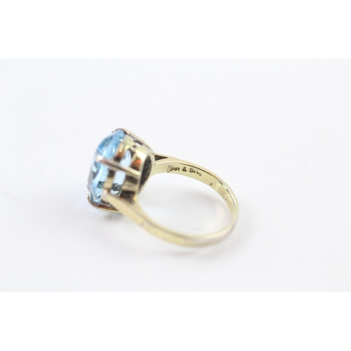 179 - 9ct gold blue paste solitaire ring (3.3g) Size J 1/2