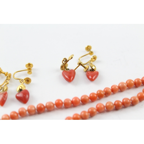 199 - A collection of gold plated coral jewellery (22g)