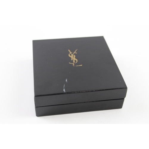 200 - A gents accessories set by Yves Saint Laurent (115g)