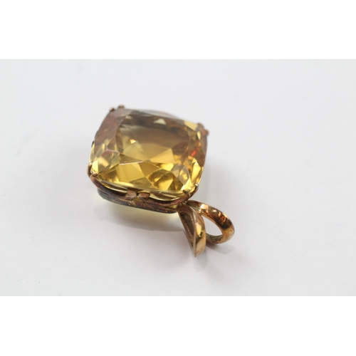 234 - 9ct gold citrine pendant (5.6g)