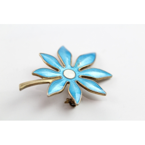 241 - A silver enamel flower brooch by Aksel Holmesen (8g)