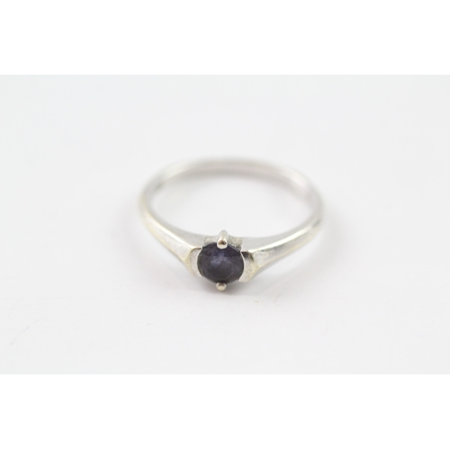 253 - 9ct gold tanzanite ring (2g) Size N