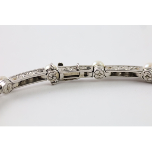 29 - 800 platinum diamond and pearl tennis bracelet (10.7g)