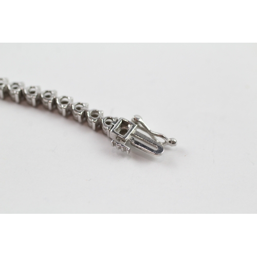 33 - 14ct white gold diamond tennis bracelet (7.9g)