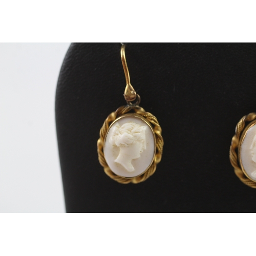 330 - Victorian gold shell cameo earrings (4.7g)