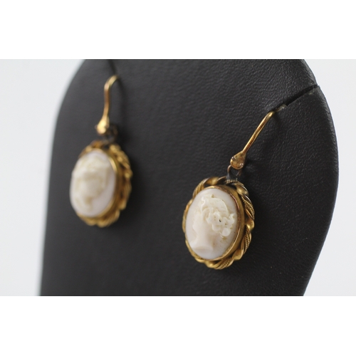 330 - Victorian gold shell cameo earrings (4.7g)