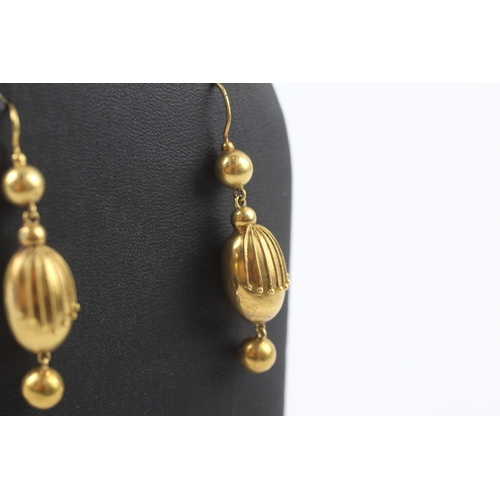 390 - 18ct gold Victorian drop earrings (2.9g)