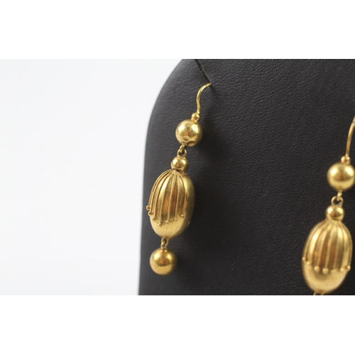 390 - 18ct gold Victorian drop earrings (2.9g)