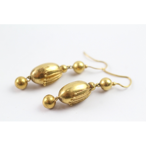 390 - 18ct gold Victorian drop earrings (2.9g)