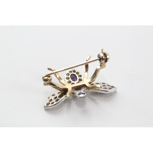 400 - A gold and silver diamond and amethyst set bug brooch (3.6g)