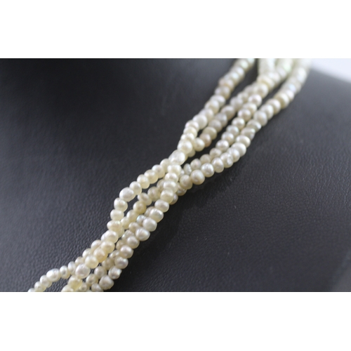 401 - 9ct gold and silver mourning clasp pearl necklace (16.9g)