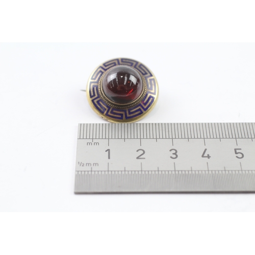 406 - 9ct gold Victorian enamel and foiled garnet brooch (7.4g)