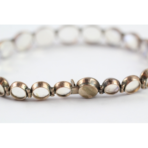 411 - Low carat moonstone cabochon cut tennis bracelet (8.6g)