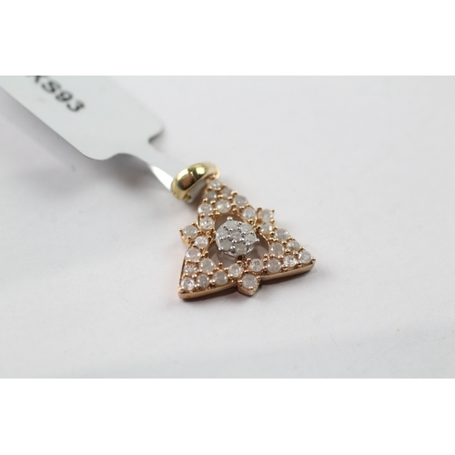 428 - 9ct gold diamond set pendant (1.6g)