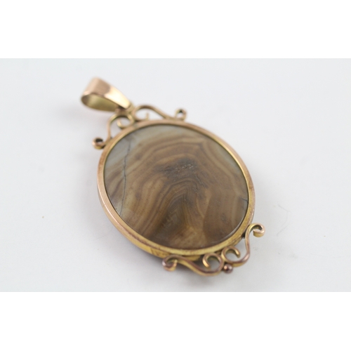 43 - 9ct gold jasper pendant (7.4g)