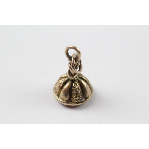 436 - 9ct gold antique seal fob (2.9g)