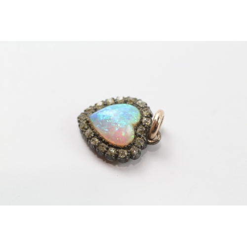 438 - 9ct gold and silver opal and diamond heart pendant (1.9g)