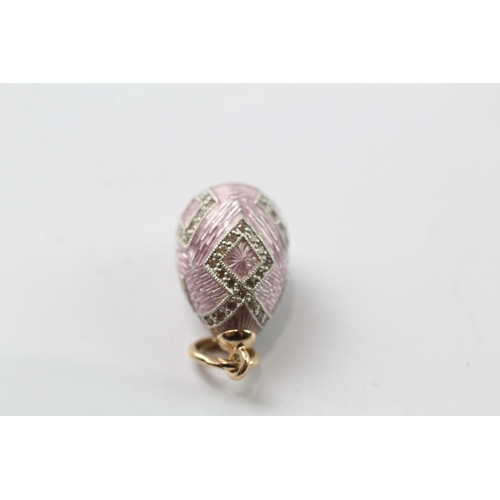 454 - 14ct gold diamond and enamel Russian made egg pendant (4.1g)