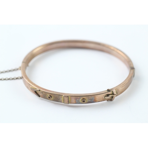 467 - An antique gold buckle bangle (7.7g)