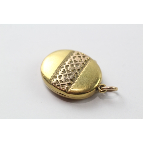 471 - 15ct gold locket (3.7g)