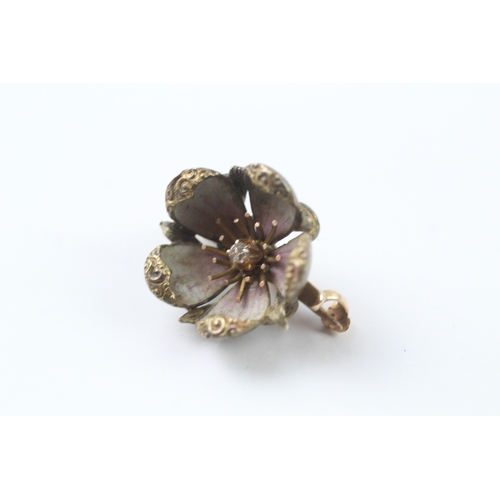 485 - 9ct gold diamond set floral brooch (3.7g)