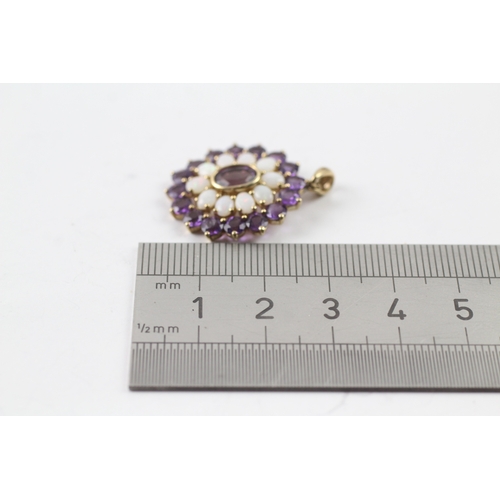 491 - 9ct gold amethyst and opal pendant (3.3g)