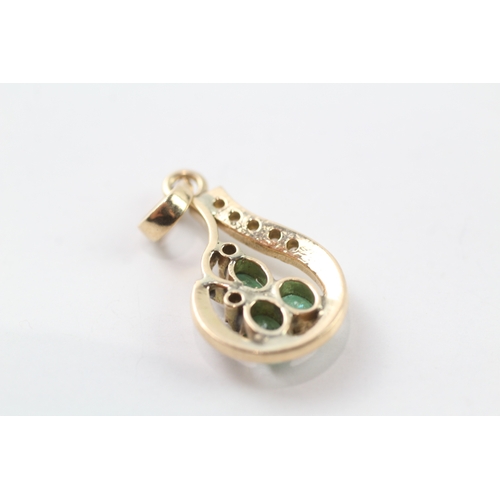 501 - 14ct gold emerald and diamond set pendant (3.5g)