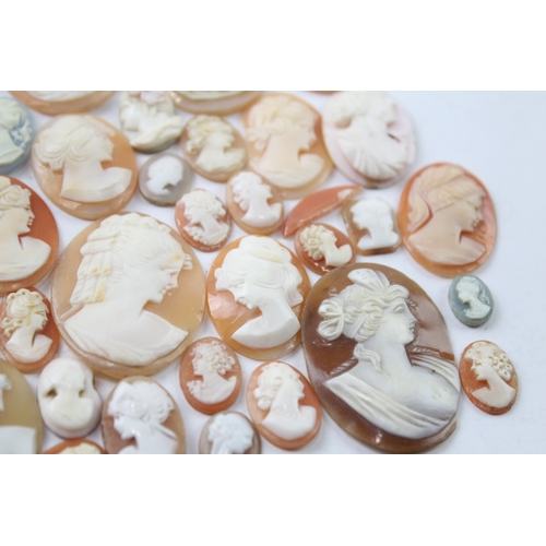 566 - A collection of loose cameo panels for repurposing (95g)