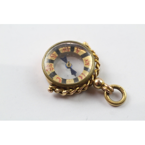 571 - 9ct gold antique compass fob (3.7g)