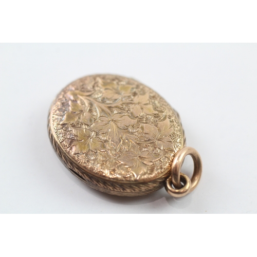 62 - 15ct gold back and front locket (6.7g)