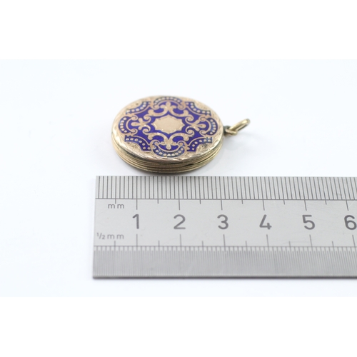 7 - 9ct gold back and front locket with enamel detail (7.9g)