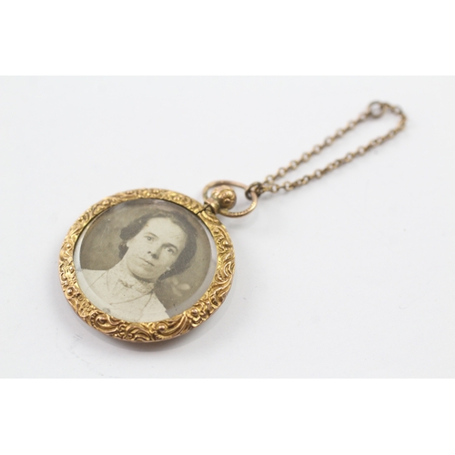 88 - 9ct gold antique double photo locket (11g)