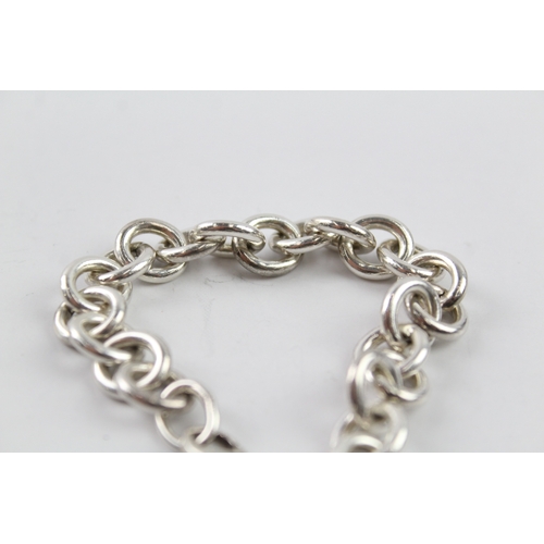 9 - A silver bracelet by Tiffany and Co (37g)