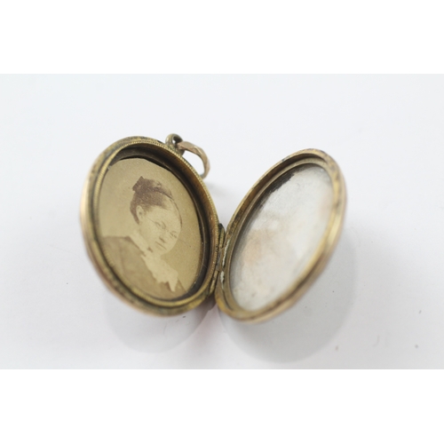 90 - 9ct gold back and front 'Mizpah' locket (7.8g)