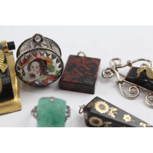 91 - A collection of antique jewellery (57g)