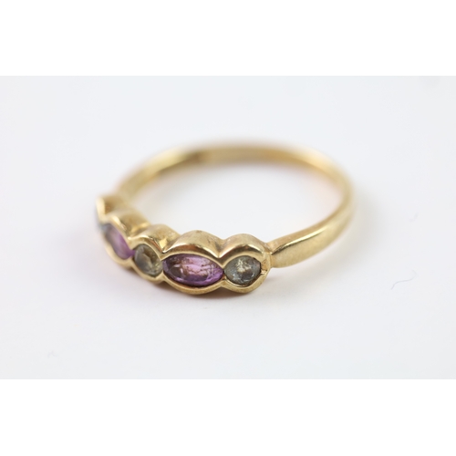 93 - 9ct gold amethyst and white gemstone ring (2.4g) Size P