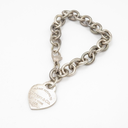 169 - A silver bracelet by Tiffany and Co (34g)