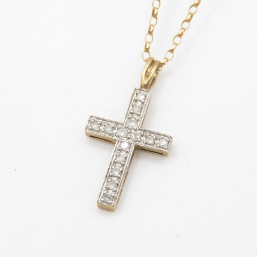 174 - 9ct gold diamond cross pendant w/ 9ct gold chain (2.5g)