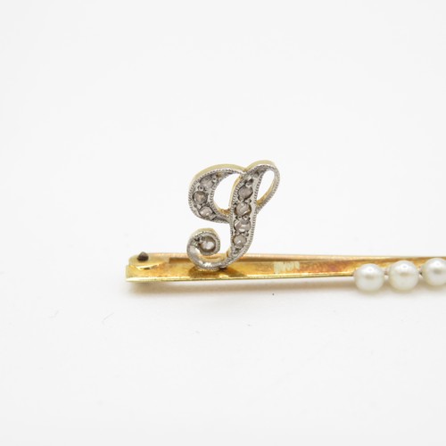 311 - 12ct gold bar brooch with pearls and diamond initial (1.7g)