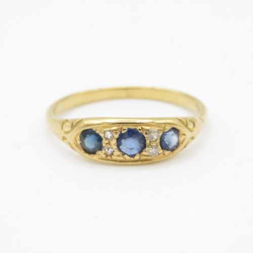 111 - 18ct gold vintage sapphire & diamond dress ring (3.4g) Size U