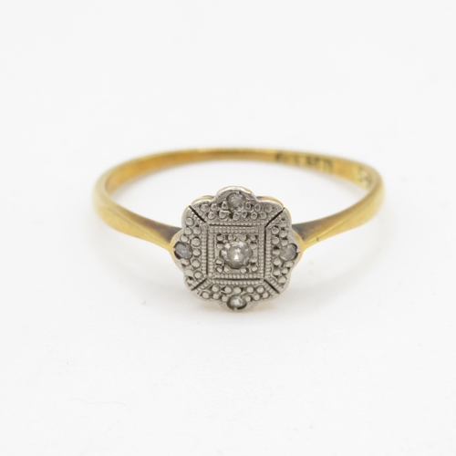 186 - 18ct gold & platinum diamond cluster ring, Circa 1920's (1.9g) Size P