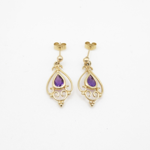 207 - 9ct gold pear cut amethyst drop earrings (1.3g)