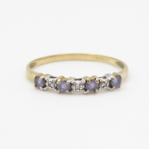 91 - 9ct gold tanzanite & diamond half eternity ring (1g) Size Q 1/2