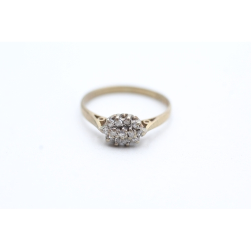 138 - 9ct gold vintage diamond cluster ring (1.4g) Size K 1/2