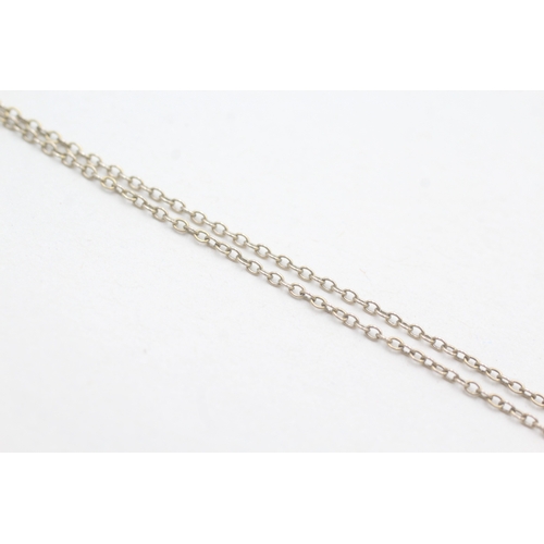 152 - 9ct gold faux pearl and glass necklace (6.7g)